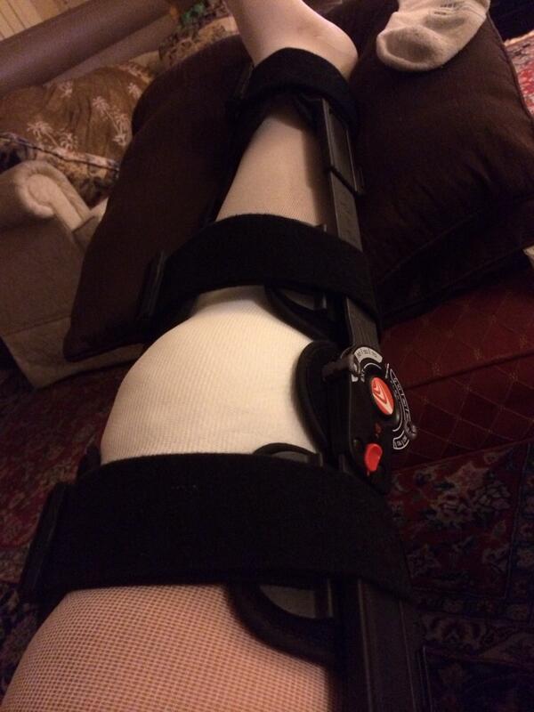 Danger_Close25's tweet photo. @injurypics 2 days ACL post op! Long road ahead #compressionStocking http://t.co/117oZCThum
