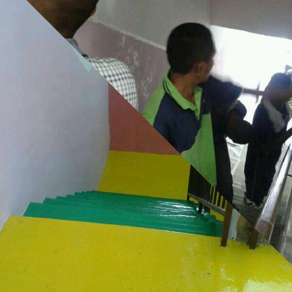 Mae_ivan's tweet photo. Khidmat masyarakat.. @AADKNSembilan @AADKMalaysia @CCSCJempol @CCSCKualaPilah @ccscpd http://t.co/HSNG3mqGBB