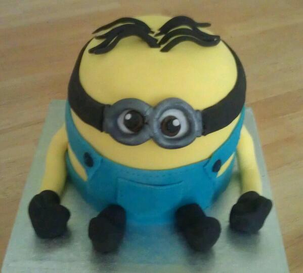 Despicable Me minion cake.
#Glasgow #cake
