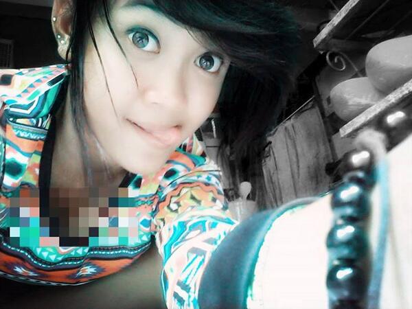 seksfiles's tweet photo. no please "@mirraNovita: sensor http://t.co/8X98Q6dE8D"