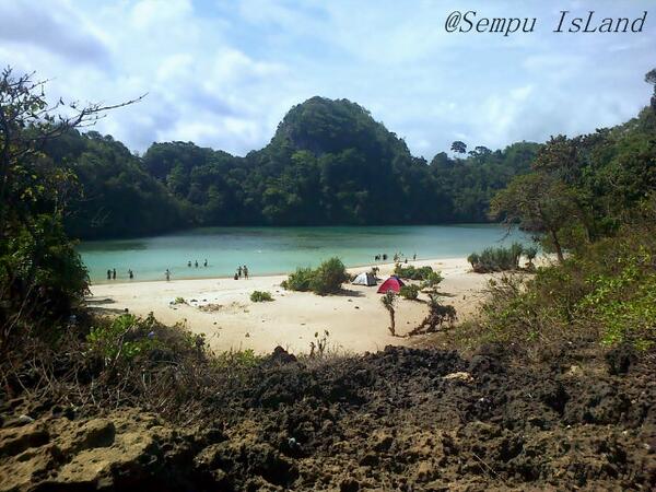 SigitJogjatour's tweet photo. #Indonesia ¦>>>>"@soeny_boLang: @SudutIndonesia Puket'y indonesia http://t.co/lzdL8gPgjS"