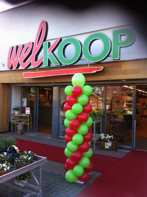 Vandaag feestelijke heropening Welkoop Heino rojo zette twee pilaren neer #ballondecoratie