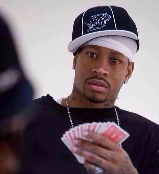 StumblerVideos's tweet photo. When your friend hits you with a draw 4 in Uno http://t.co/9pkEfhsi2L
