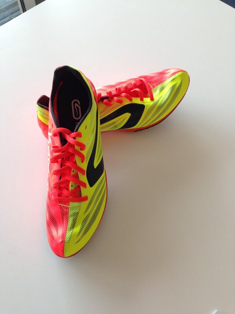 cross country spikes decathlon