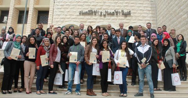 ArabBankGroup's tweet image. البنك العربي يخرج دفعة جديدة من برنامج "أصول" في فلسطين bit.ly/1dfkzm8 #Paltweets