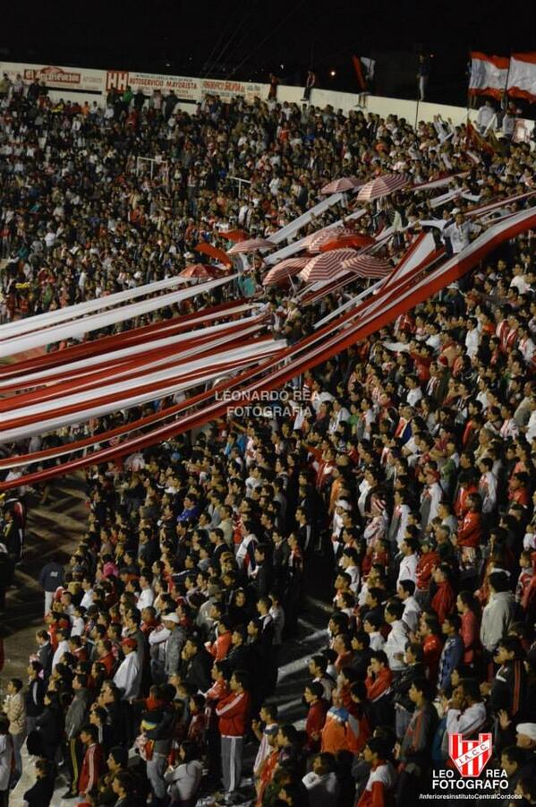 cholito82's tweet photo. #Instituto sos un huracán... Para revivir el triunfo de anoche. Explotó el Monumental ==> http://t.co/1VDo2H5RN2 http://t.co/yfiABj7akd