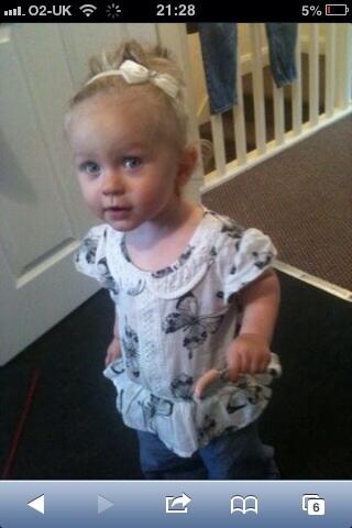 Nataliexboyes's tweet photo. #beautiful so proud of my little princess <3 http://t.co/dA2Wo83fWL