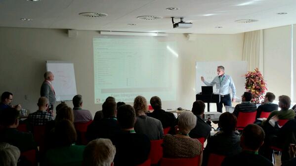 MartinRossen's tweet photo. AL bank og @JesperHerp fortæller om projektrum på #WizdomKonf2014 http://t.co/Pu6yXZorFO