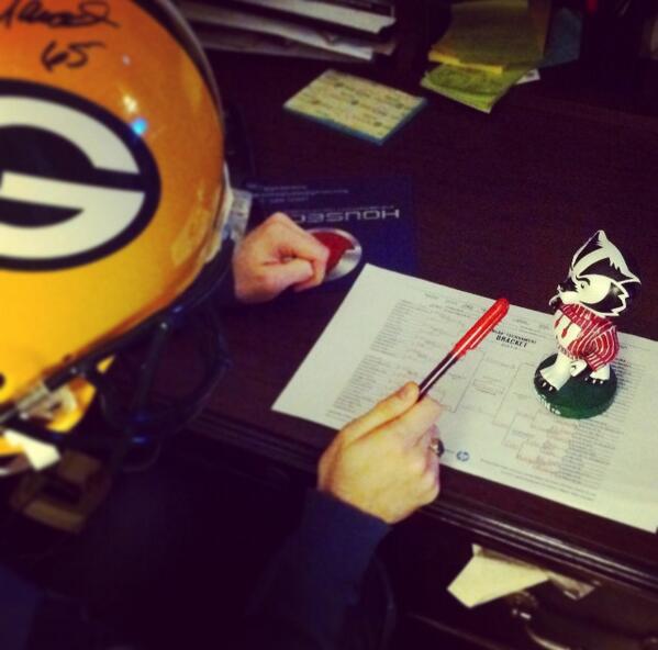 PackerStaffer's tweet photo. You're gonna go far Bucky!  #Badgers #Wisconsin http://t.co/1N09hb0Nst