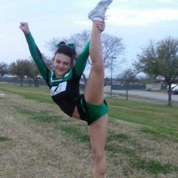 “@dimpIcs: Quote this with a rl and whoever favs/rts thinks you're *beyonce voice* flawless.” Bloop