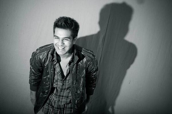 AsimateForLife's tweet image. His smile kills me . . . .