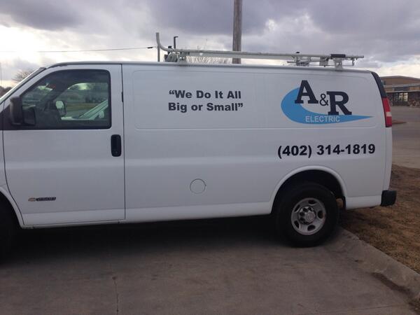 Nolimitwraps's tweet photo. A &amp; R Electric van decals! http://t.co/tyUG5C0wW5