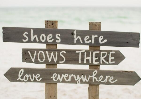 Planning a beach wedding? Peruse these helpful tips for a flawless day from <a href="/AcqualinaResort/">Acqualina Resort & Residences</a>! stylemp.com/1qnx