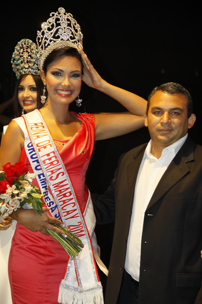 AlcDeGirardot's tweet photo. Conozca a nuestra reina de las ferias San José Maracay 2014, la srta Leidys Blanco. Felicidades digna representante! http://t.co/o8vvU78JoV