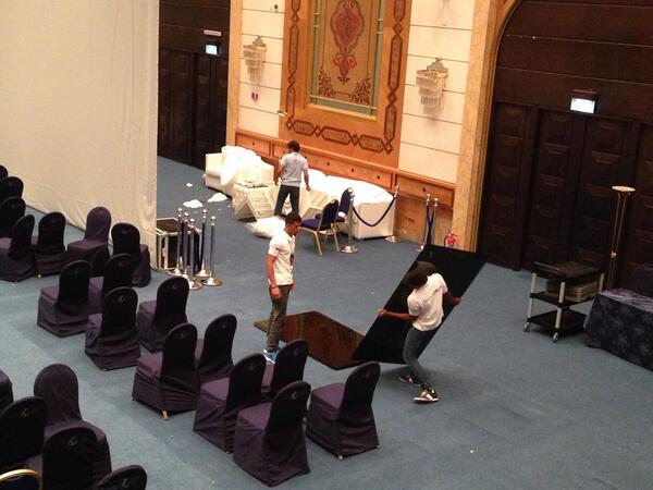 Benchmark_ksa's tweet photo. فريق #بنش_مارك الان
#JEF2014 @Jeddah_Chamber http://t.co/BzKR9zqYZW