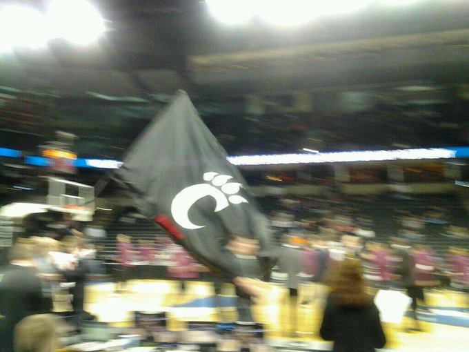 Ncaa Spokane im in the house. Goodluck @GoBEARCATS http://t.co/aOOki6SV9E<a class="tags" target="_blank" title="On Twitter" href="/?out=eyJ0eXAiOiJKV1QiLCJhbGciOiJIUzUxMiJ9.eyJpYXQiOjE3MjI4NTQyMDQsImlzcyI6InR3cG9ybnN0YXJzLmNvbSIsIm5iZiI6MTcyMjg1NDIwNCwiZXhwIjoxNzU0MzkwMjA0LCJyZWRpcmVjdF91cmwiOiJodHRwczovL3R3aXR0ZXIuY29tL0dvQkVBUkNBVFMifQ.Rjb63MTly0gCkwUKnNQ070m-zn-Sl3WhBpsiQ4ZbSF2XnobABEpiYOZvMRnalvjMdYJeSBNPV_yKmVaDacghNg">@GoBEARCATS</a>