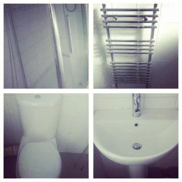 DeanEBPB's tweet photo. Selling a full bathroom suite folks. http://t.co/ydRCYMPGgA