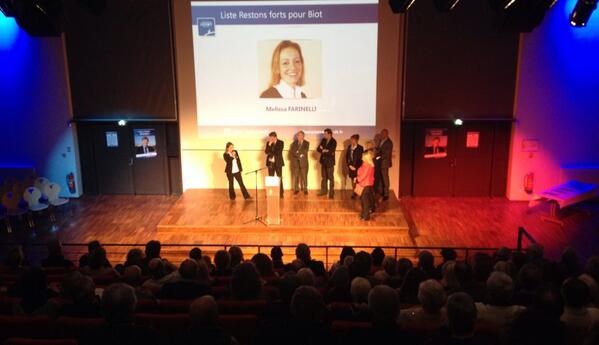 DermitTeam's tweet image. RT “@JPDERMIT: Les colistiers de @JPDERMIT se présentent à l'assemblée #Biot - Réunion publique http://t.co/zQVlcWjC2s”