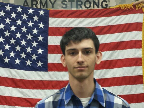 Congrats to PVT Kyle Landry who #enlisted today for MOS 35M Human Intelligence Collector! Welcome to the Army Family!