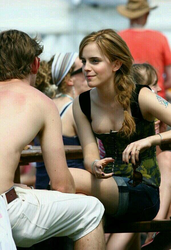 micky ahmed on twitter ladontourdotcom emma watson is popping