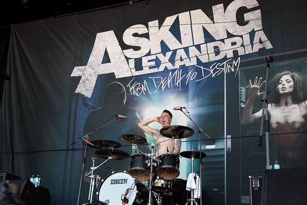 . <a href="/JamesAfuckingA/">☆James☆</a> - Soundwave Festival 2014 #AskingAlexandria