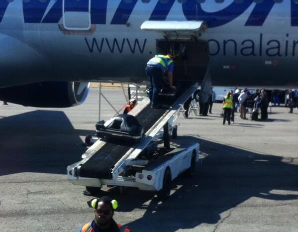 MTBandofBlue's tweet photo. Please don't hurt out tubas... #bandtrip http://t.co/t0V1Pr35Z1