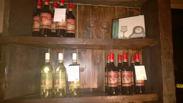 TheWinePorter's tweet photo. @cbox_wines we love Chocolate Box Wine! http://t.co/DWxOd6aBs0