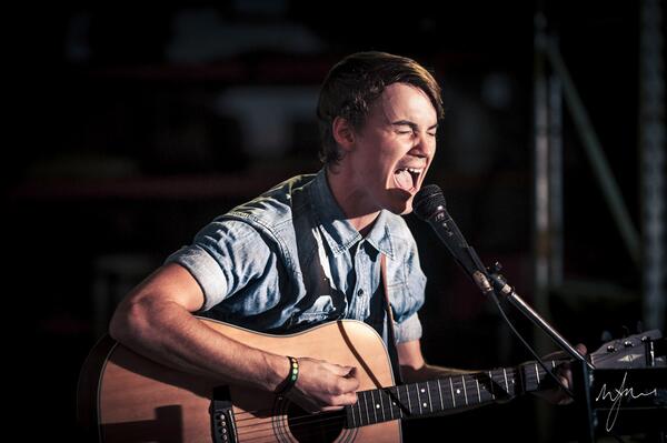 One of @_colledge_ going hard this evening at <a href="/TheFactoryCafe/">The Factory Cafe</a> #factorycafe #music