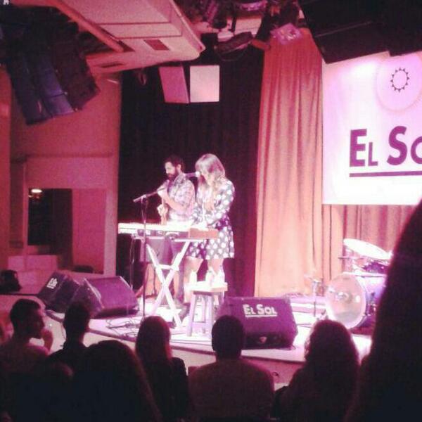 sofia_sotkes's tweet photo. Gran concierto de @soyanamunoz y @LuciaScansetti !!! Con ganas de veros de nuevo!! :-) http://t.co/Lxi1JRxSiR