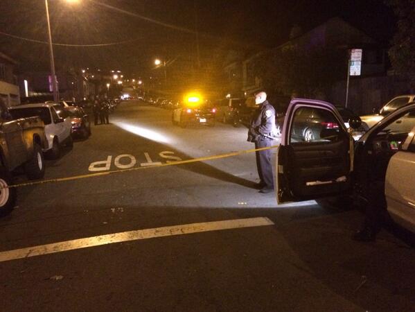 jachristian's tweet image. Police investigate the scene at Brighton and Holloway after up to 15 shots were fired #BREAKING @XpressNews