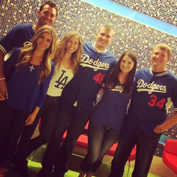 4twfnd's tweet photo. Welcome to the EIF family!! @magillmlb @MelissaMagillxo @allie_weiner @JarretMartin @mrstgould  @GarrettGould http://t.co/fP70j8kTEF