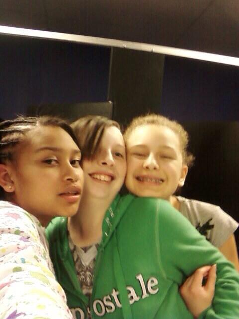 Flashback Friday @Babyleahx3_ http://t.co/UeSBwrgKVV<a class="tags" target="_blank" title="On Twitter" href="/?out=eyJ0eXAiOiJKV1QiLCJhbGciOiJIUzUxMiJ9.eyJpYXQiOjE3MjU0NTg3NTQsImlzcyI6InR3cG9ybnN0YXJzLmNvbSIsIm5iZiI6MTcyNTQ1ODc1NCwiZXhwIjoxNzU2OTk0NzU0LCJyZWRpcmVjdF91cmwiOiJodHRwczovL3R3aXR0ZXIuY29tL0JhYnlsZWFoeDNfIn0.B7QxpWSmEgpLp3g2it-lC1ssjVXJkdnpByUZgaYWR3yHRiV-L7GwjEKe92EBtEDrbMwdVLDde1bv6S7z_kwjEA">@Babyleahx3_</a><a href="/tag/usmovie"class="tags"><span>#usmovie</span></a><a href="/tag/usokc"class="tags"><span>#usokc</span></a>