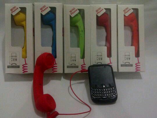 OPEN PO Handsfree Gagang Telpon. Mencegah radiasi berlebihan saat menelpon. 120rb free ongkir manado. Bli 3 disc 10%