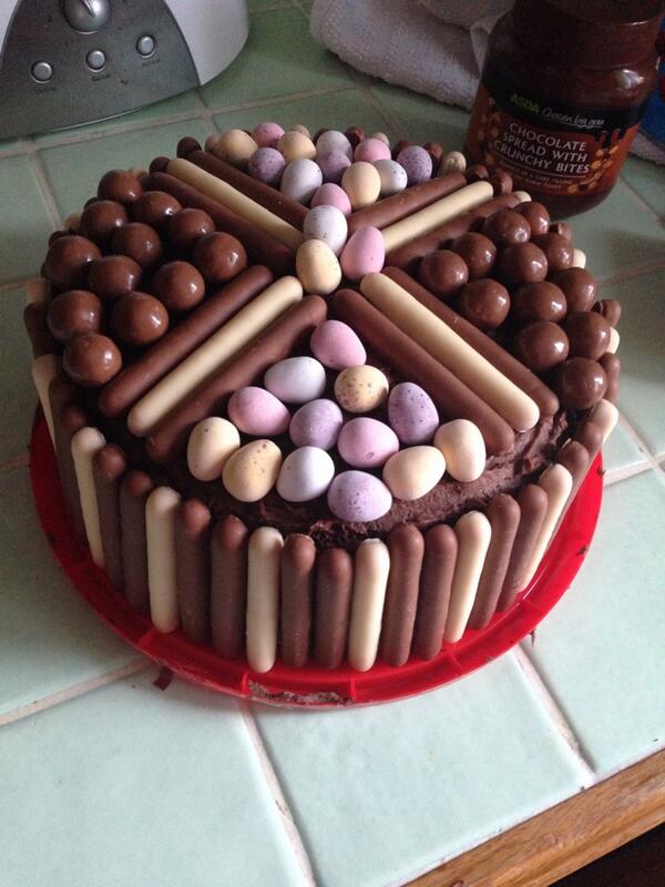 Emma_Marchant's tweet photo. My attempt at baking! #GreatAdminReBakeOff http://t.co/w8idfFhyim