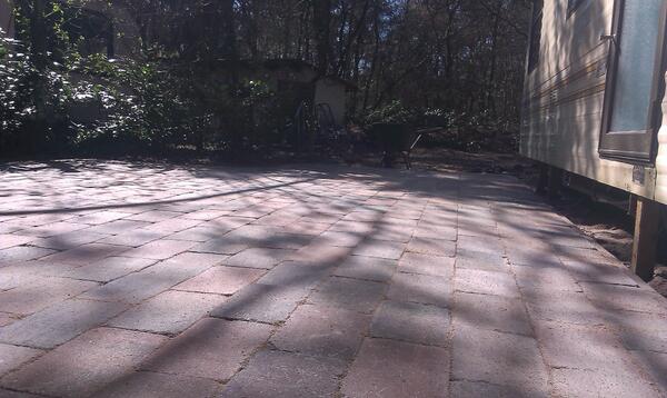 De eerste levering van bestrating vanaf de showborden is een feit! Hier het resultaat!...