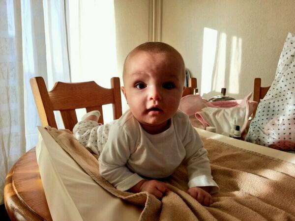 eertink25's tweet photo. Zoooo trots op mn meisje. Zo voor de 2e nacht van half acht tot zeven uur geslapen. Mn toppertje!!! http://t.co/NJNlv5VkZn