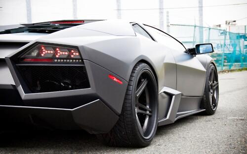 FineLuxury's tweet photo. Lamborghini Aventador http://t.co/XkwCOeX4o4