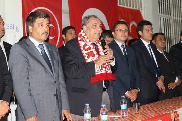 mhpantalya's tweet photo. MHP GNL.BŞK.YRD. TUĞRUL TÜRKEŞ AKSU ESNAFINI ZİYARET ETTİ, YURTPINAR'DA VATANDAŞLARLA BİR ARAYA GELDİ. @ocosmancetin http://t.co/5AWM17P7TV
