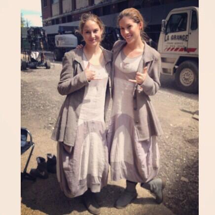 Alicia Vela-Bailey on Twitter: "#ShaileneWoodley and I throwing out