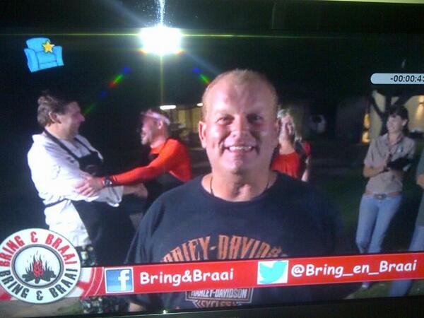 BraaiBoy's tweet photo. Daar wen @NinjaDirk die 2e @Bring_en_Braai semi-finaal. Skakel weer vlg week in, dan braai hy teen @boerbque http://t.co/ASruOfVE22