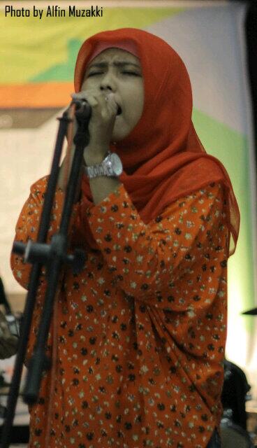 Arum voc. And leader of Teather Tigakoma UMK