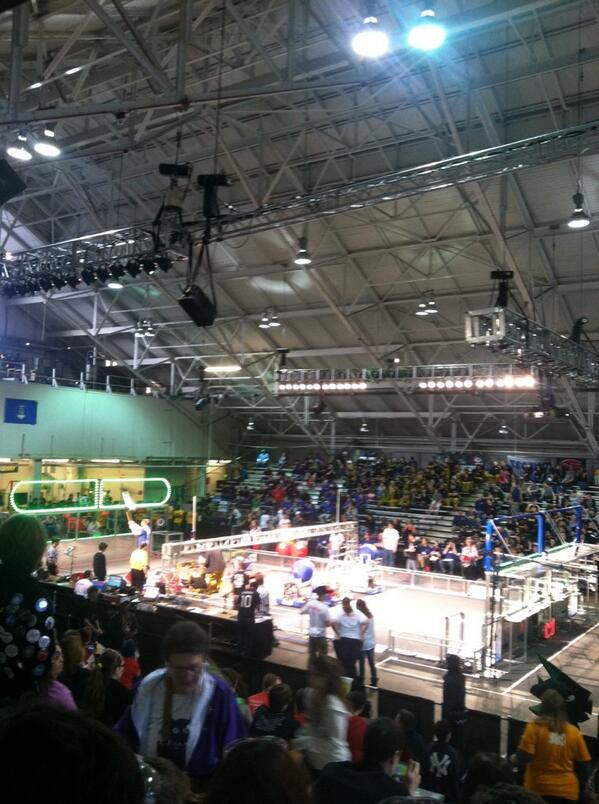 bendavisrobots's tweet image. Here we go!