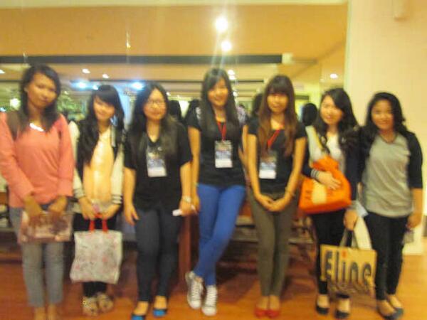 W/ panitia <a href="/CitraPesonaUNTR/">CitraPesonaUntar</a>