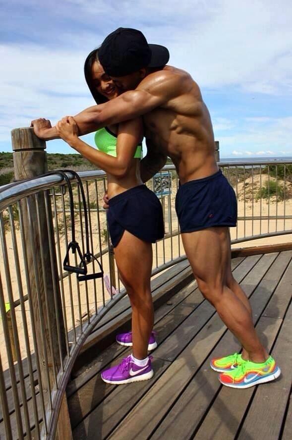 FactsOfHeaIth's tweet photo. I want this 😩 #FitCouple http://t.co/AoErviTHoL