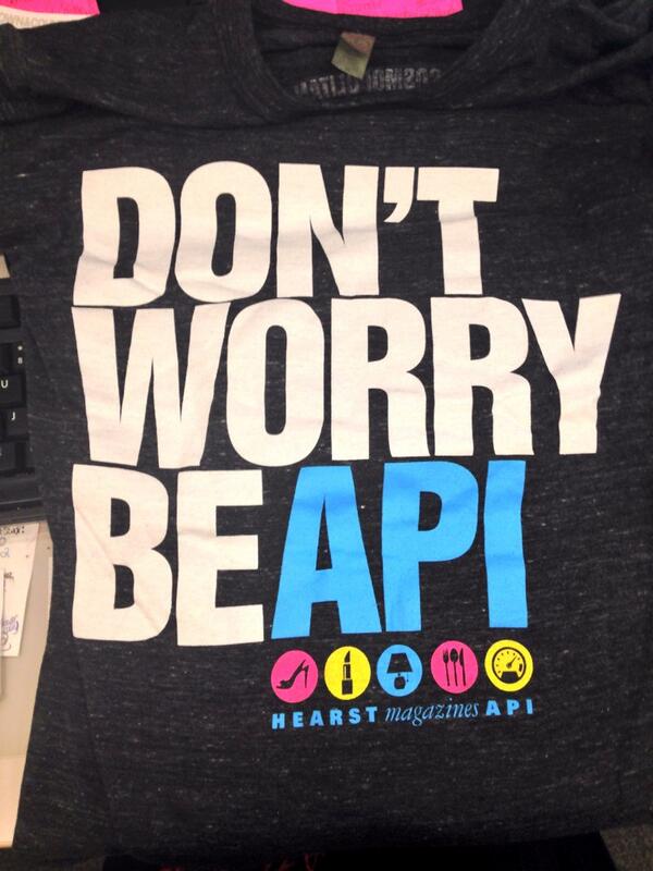 StephHasJobs's tweet image. @thatJohann @HearstAPI&apos;s #SXSW shirt is my fave nerd shirt! (Aside from my Little Mermaid/TARDIS/ Doctor Who shirt)🎉👍