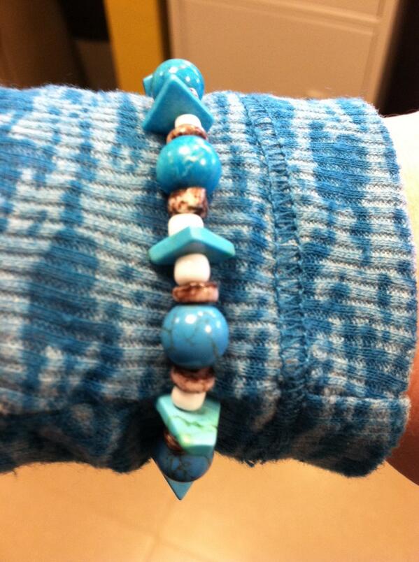 kota_sha's tweet photo. Blue on blue http://t.co/drinm0BsRD