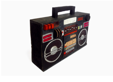 acarnick's tweet photo. Loving @camilla_barnard's wooden boombox on @larcobaleno_ !! http://t.co/njD4R778Yd