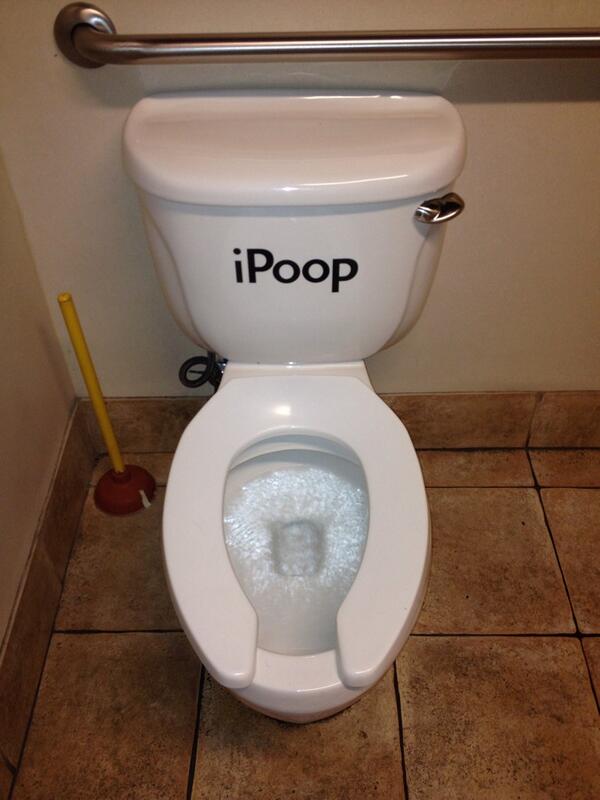 JohnnyGinestra's tweet image. Funniest thing I&apos;ve ever seen last night 😂 #ipoop