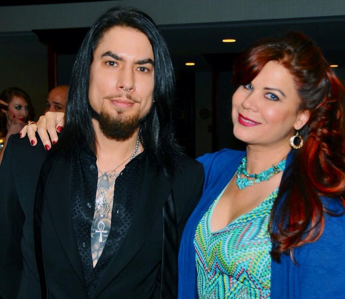 @OfficialRomance @Eric_John @DaveNavarro  Absolute doll - kick ass actor too!  #SonsOfAnarchy http://t<a class="tags" target="_blank" title="On Twitter" href="/?out=eyJ0eXAiOiJKV1QiLCJhbGciOiJIUzUxMiJ9.eyJpYXQiOjE3MjU4MTg3NTEsImlzcyI6InR3cG9ybnN0YXJzLmNvbSIsIm5iZiI6MTcyNTgxODc1MSwiZXhwIjoxNzU3MzU0NzUxLCJyZWRpcmVjdF91cmwiOiJodHRwczovL3R3aXR0ZXIuY29tL09mZmljaWFsUm9tYW5jZSJ9.EzoRzGUPr05utbh-C_uVfUl1uc53DjywBcj011tT6WgLNzAD8CGtJXXHKPT47UufX5D_YCJxmJCDL_qai6LXZg">@OfficialRomance</a><a class="tags" href="/tag/eric_john">@eric_john</a><a class="tags" target="_blank" title="On Twitter" href="/?out=eyJ0eXAiOiJKV1QiLCJhbGciOiJIUzUxMiJ9.eyJpYXQiOjE3MjU4MTg3NTEsImlzcyI6InR3cG9ybnN0YXJzLmNvbSIsIm5iZiI6MTcyNTgxODc1MSwiZXhwIjoxNzU3MzU0NzUxLCJyZWRpcmVjdF91cmwiOiJodHRwczovL3R3aXR0ZXIuY29tL0RhdmVOYXZhcnJvIn0.bvlkqOO-fkPkn4a7Nk_QoMsMIP2t8ymJ-j1XqRIXWBP2z1Tf15Y387QTzGYSJA1G9o9_h21bSBCCzfLlnDrTPQ">@DaveNavarro</a><a href="/tag/sonsofanarchy"class="tags"><span>#sonsofanarchy</span></a>
