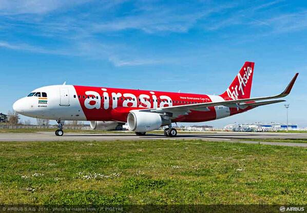 Airbus's tweet photo. Great news! India’s newest airline, AirAsia India has taken delivery of its 1st #A320 equipped with #Sharklets http://t.co/3H4RiMYW1v